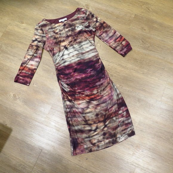 Stretchy Bodycon Printed Dress - Picture 6 of 8